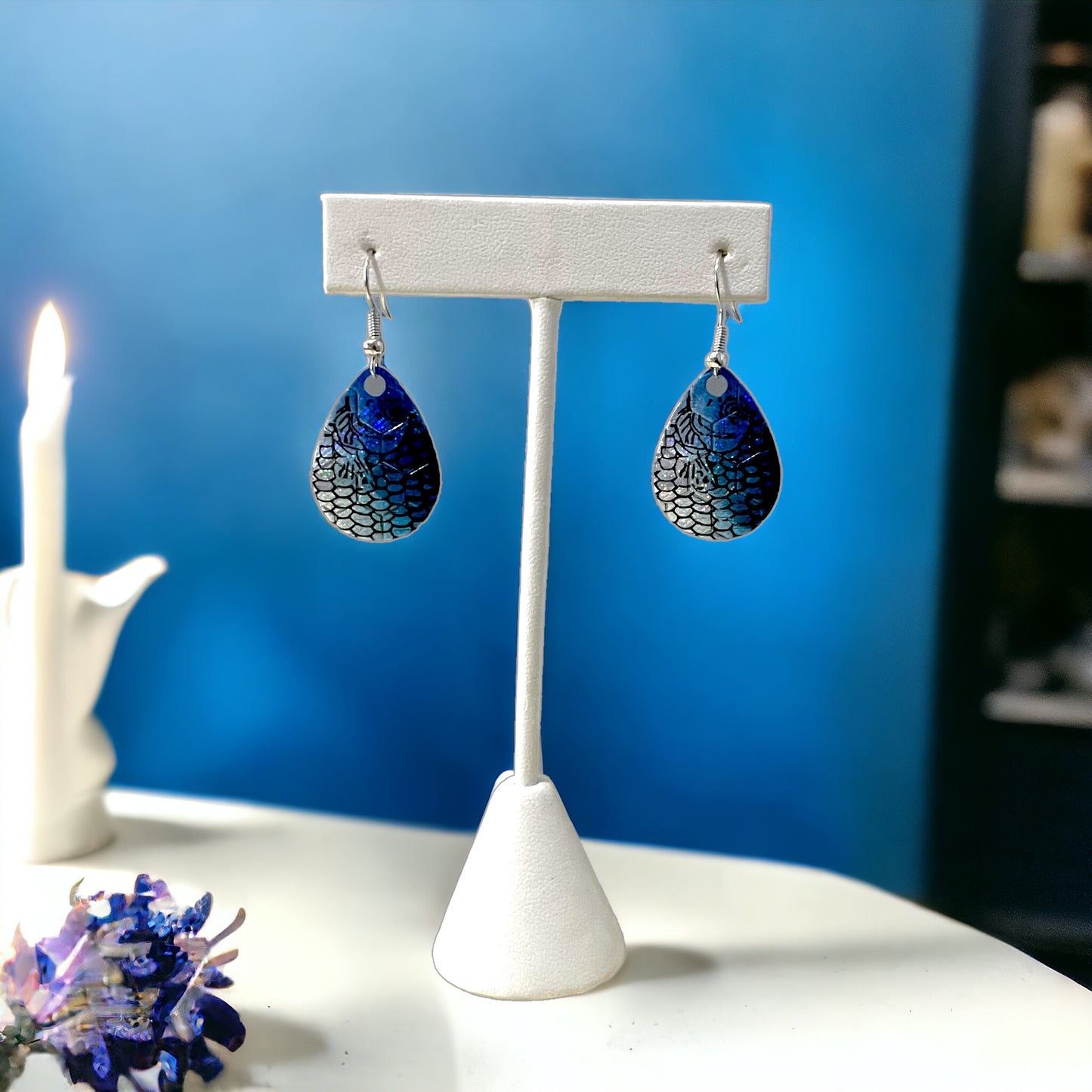 Colorado Spinner Blade Earrings - Honeycomb Blue Back