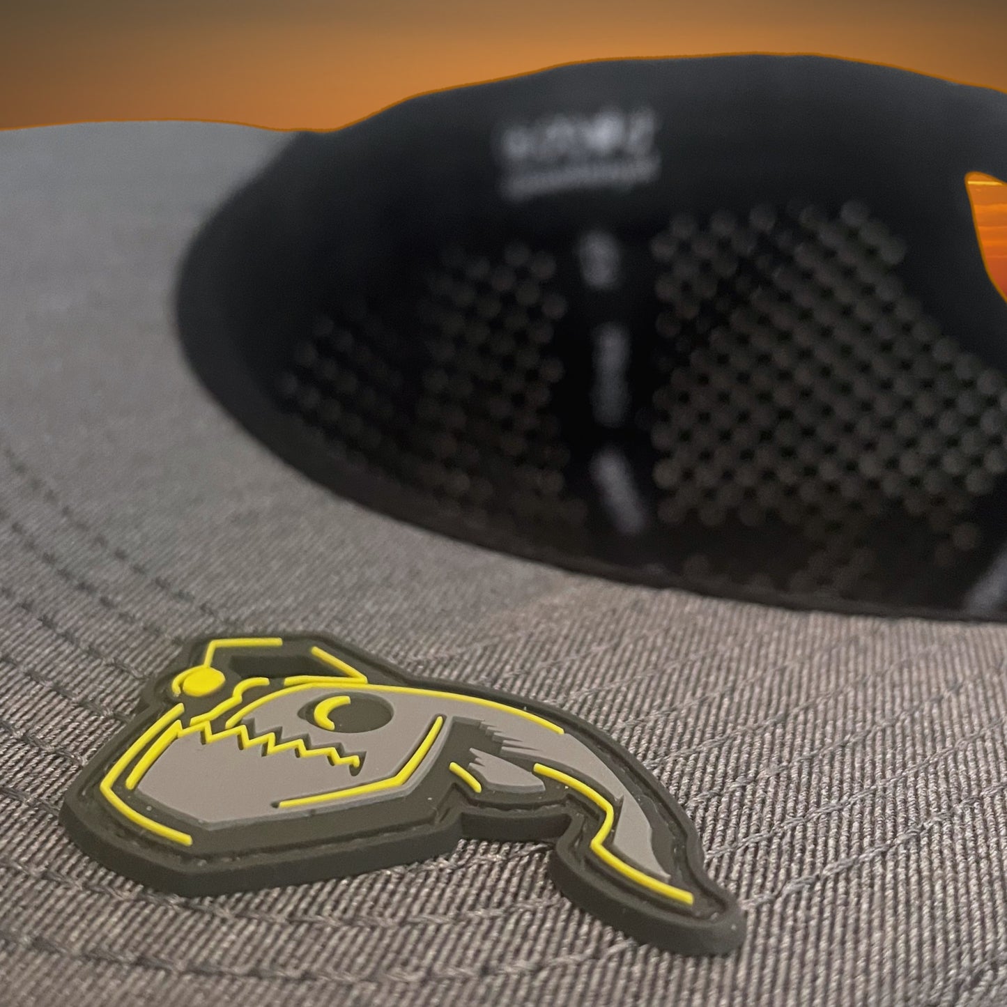FishyAF Elite Series Flat Brim Switchback - Black/Grey