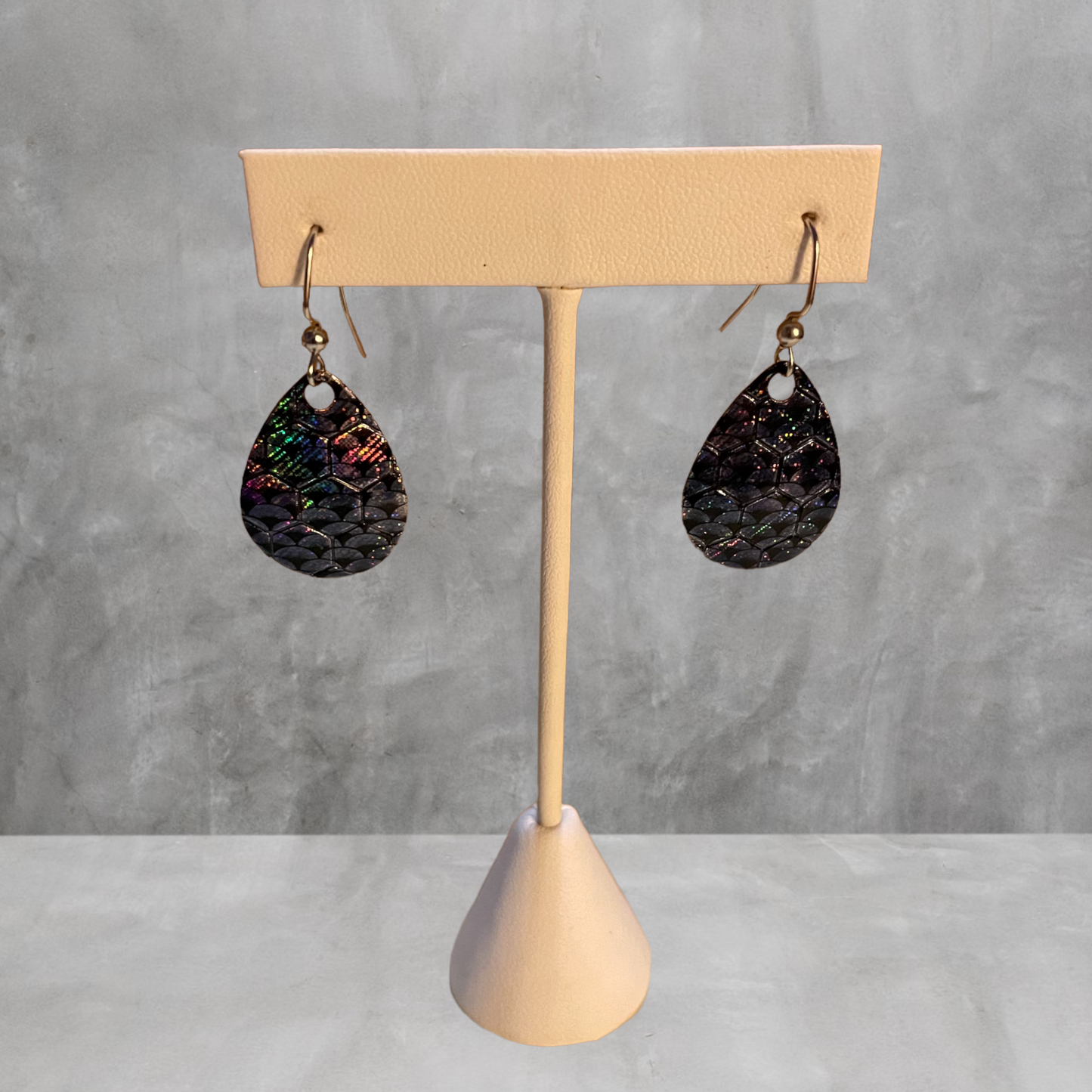 Spinner Blade Earrings - Radiant Black